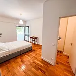 Seaside Elegance And Tranquility: Your Luxurious Getaway B&B *