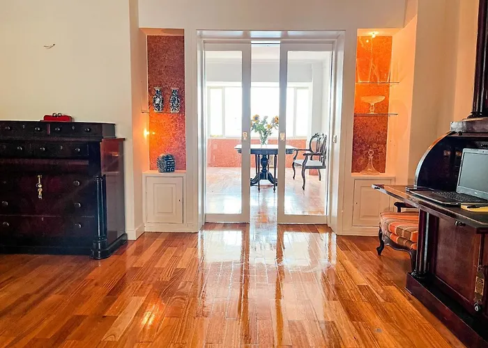 Seaside Elegance And Tranquility: Your Luxurious Getaway Bed & Breakfast *