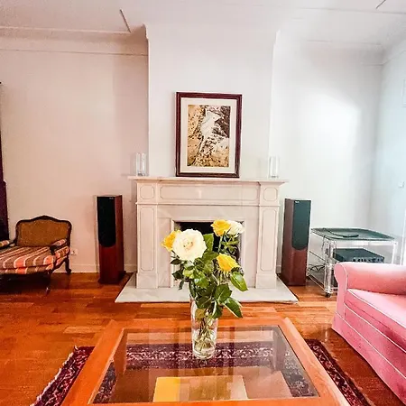 Seaside Elegance And Tranquility: Your Luxurious Getaway