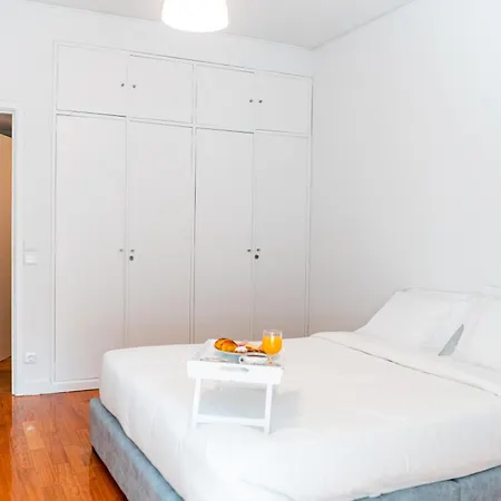 Seaside Elegance And Tranquility: Your Luxurious Getaway