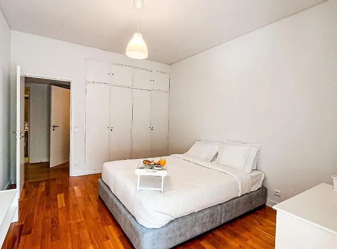 Seaside Elegance And Tranquility: Your Luxurious Getaway *