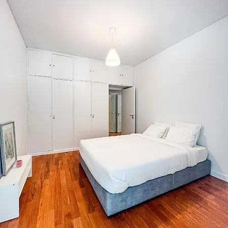 Bed & Breakfast Seaside Elegance And Tranquility: Your Luxurious Getaway *