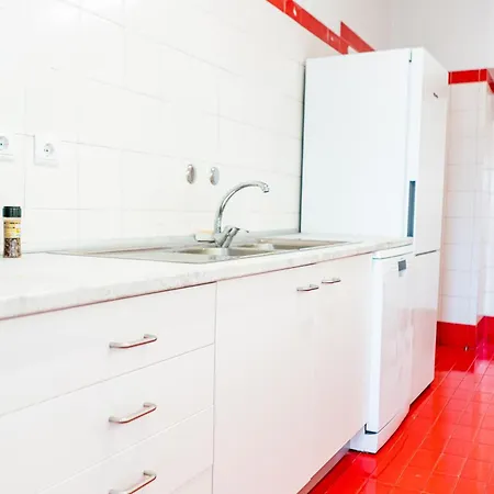 Seaside Elegance And Tranquility: Your Luxurious Getaway Porto