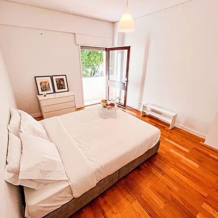 Seaside Elegance And Tranquility: Your Luxurious Getaway