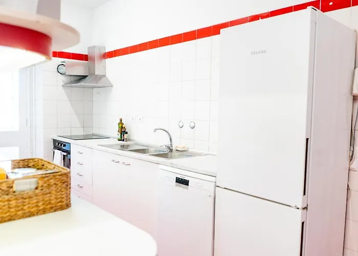 Seaside Elegance And Tranquility: Your Luxurious Getaway Porto