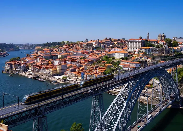 Frühstückspension Seaside Elegance And Tranquility: Your Luxurious Getaway Porto